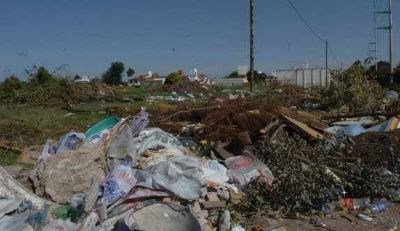 Desde hoy empiezan a limpiar m�s de 90 basurales en forma peri�dica