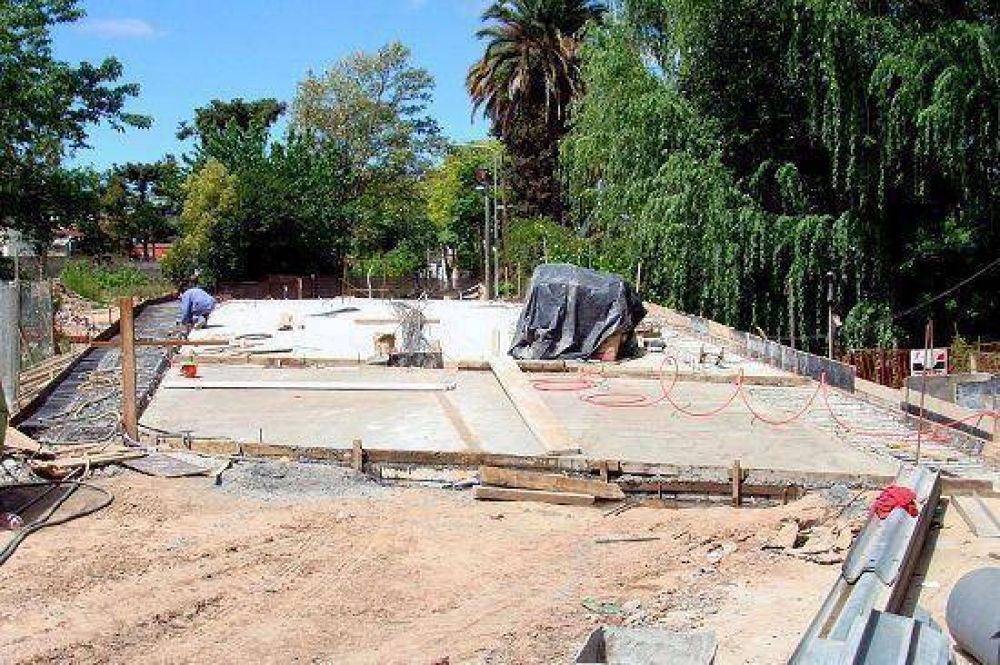 Avanza la obra del nuevo puente vehicular que unir� Rinc�n con Tigre