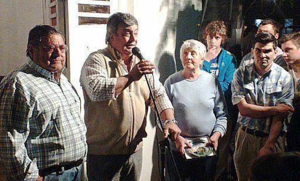 Con la inauguraci�n de una nueva Unidad B�sica, el PJ celebr� el �D�a de la Lealtad Peronista�