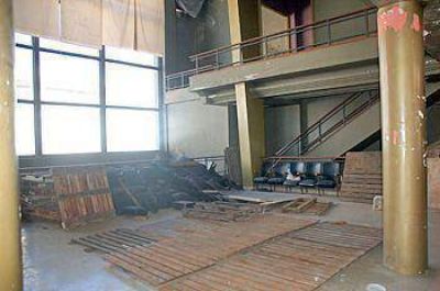 Dos empresas participan de la licitaci�n para realizar las obras del Teatro San Mart�n