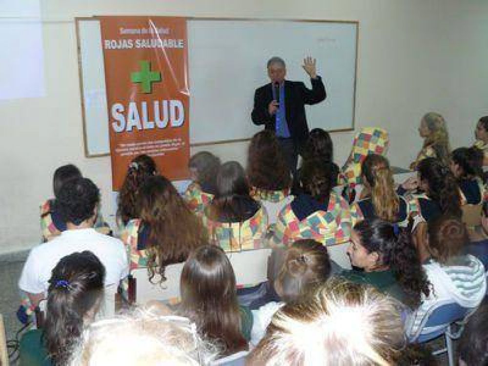 Rojas Saludable:  Contin�a el programa  de actividades