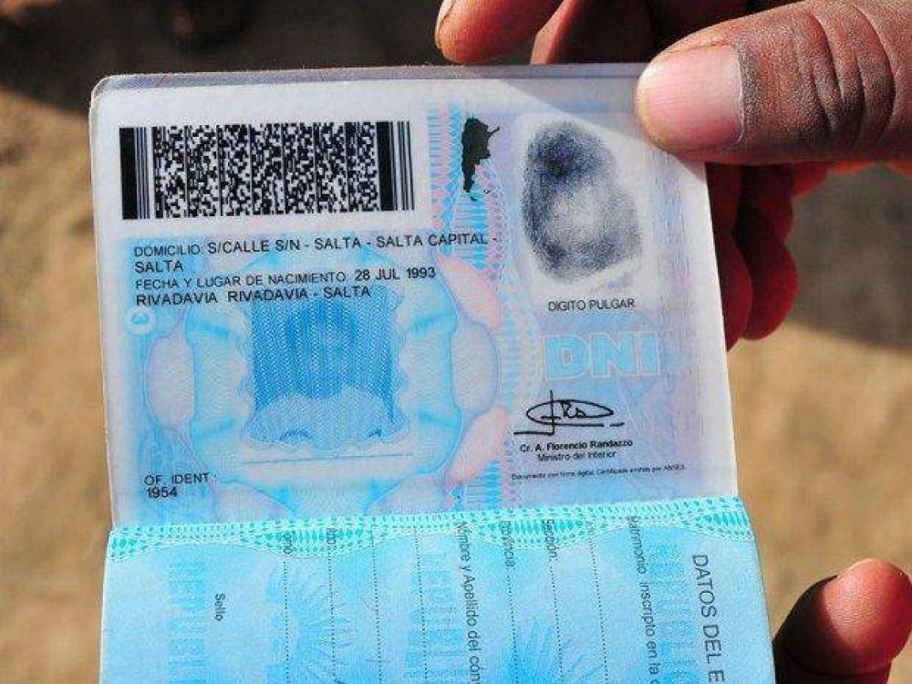 Abor�genes de Santa Victoria Este nacidos en 2012, indocumentados