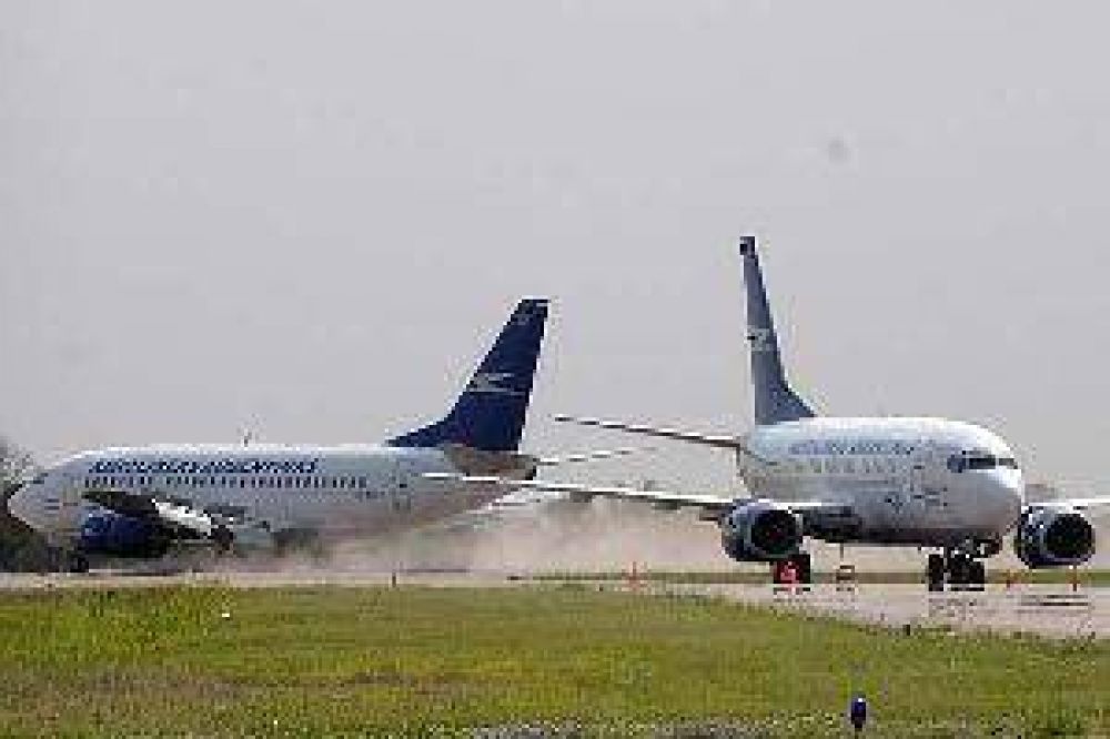 Vuelo de Aerol�neas lleg� a Santiago con demora