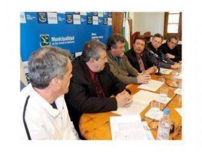 "Estuvimos y vamos a estar junto a Bariloche para que la ciudad se sienta integrada a la Provincia"
