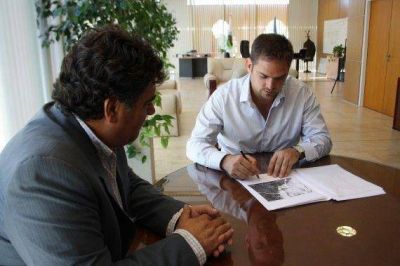 Los proyectos de San Luis Diques avanzan con la celebraci�n de nuevos convenios