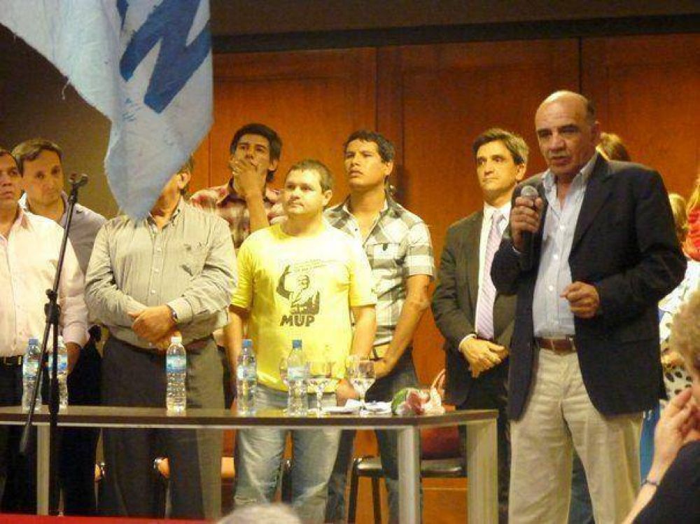Acto por el D�a de la Lealtad en la sede PJ