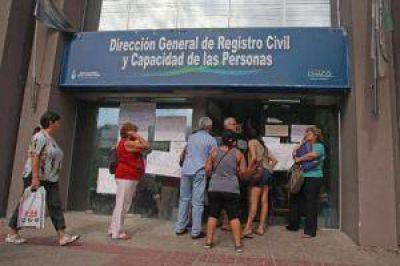 Personal del Registro Civil Central se declar� en estado de alerta y asamblea