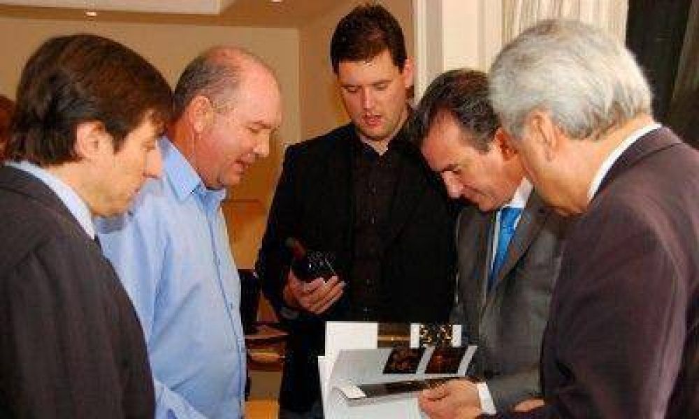 P�rez anunci� una inversi�n brasile�a millonaria en Mendoza