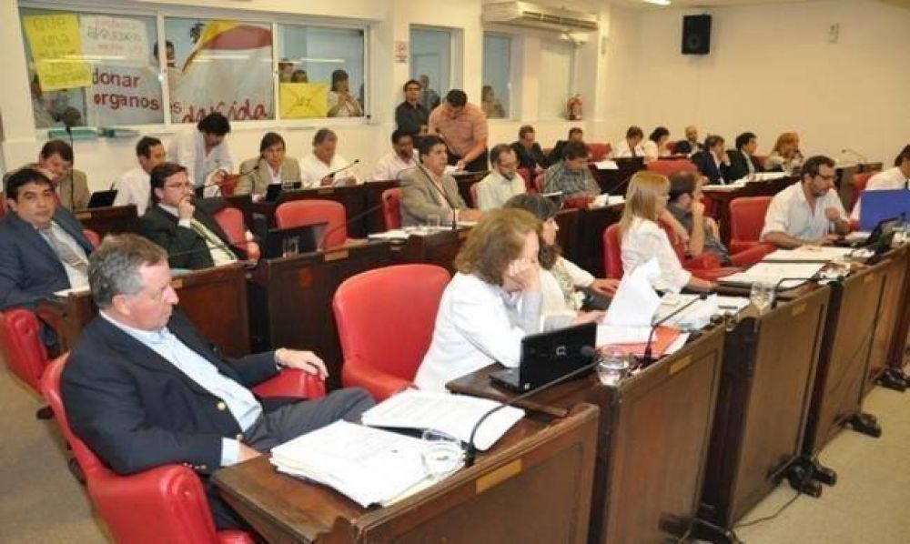Aprobaron la reforma de la Ley Org�nica de Municipios, en lo referido a la destituci�n de un miembro del Concejo