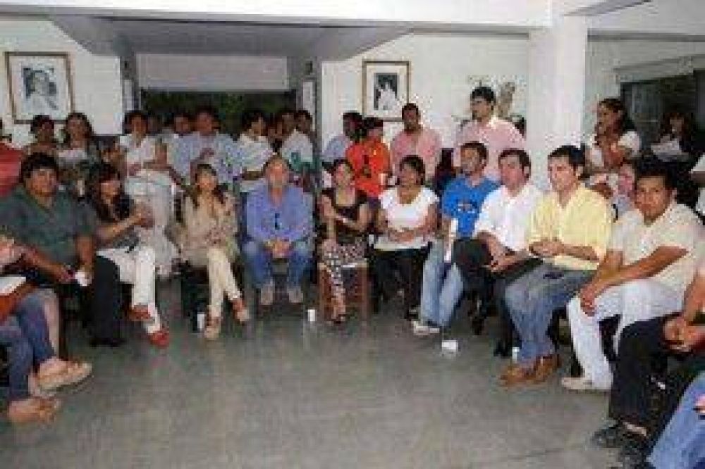 La JP debati� el proyecto sobre el voto a los 16 a�os 