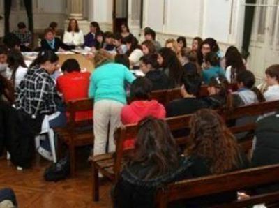 Hoy y ma�ana sesionar� el Concejo Deliberante Estudiantil
