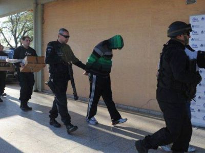 Procesan a nueve miembros de la banda narco de Nacho, que sigue pr�fugo