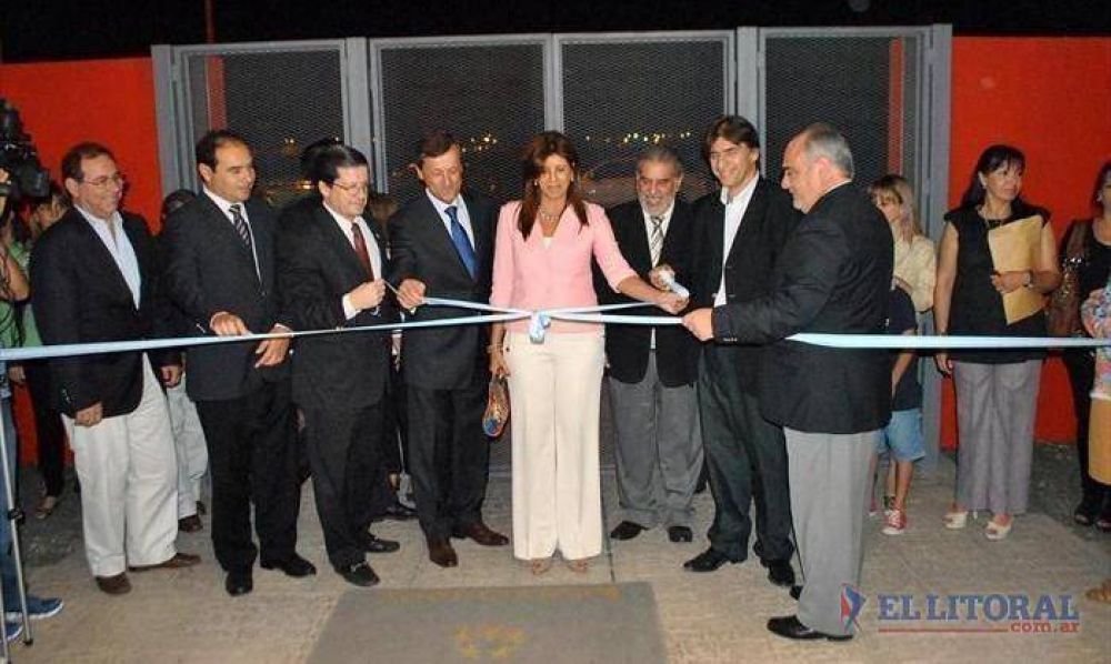 Inauguraron el primer complejo educativo terap�utico de la provincia