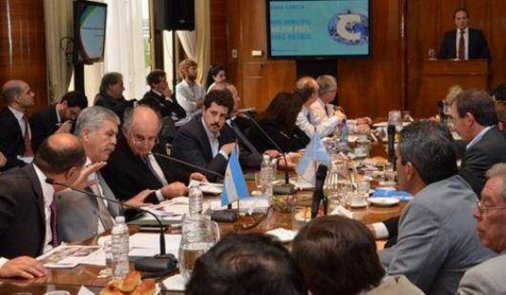 Fuerte apuesta por Garab�