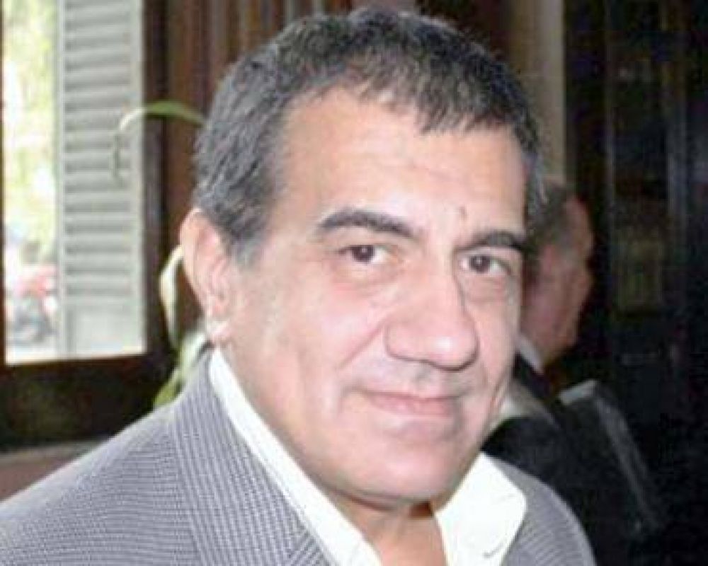 Caseres_ �El gobernador no renuncia a la nacionalizaci�n de la Uader, sino que acepta un �mbito de debate�