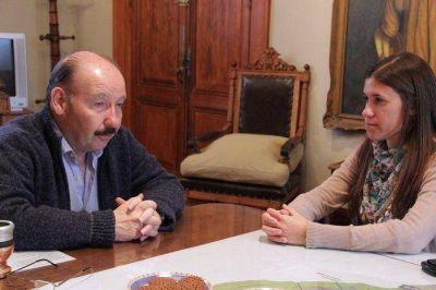 El Intendente le brind� su apoyo a Mar�a Paz Marambio