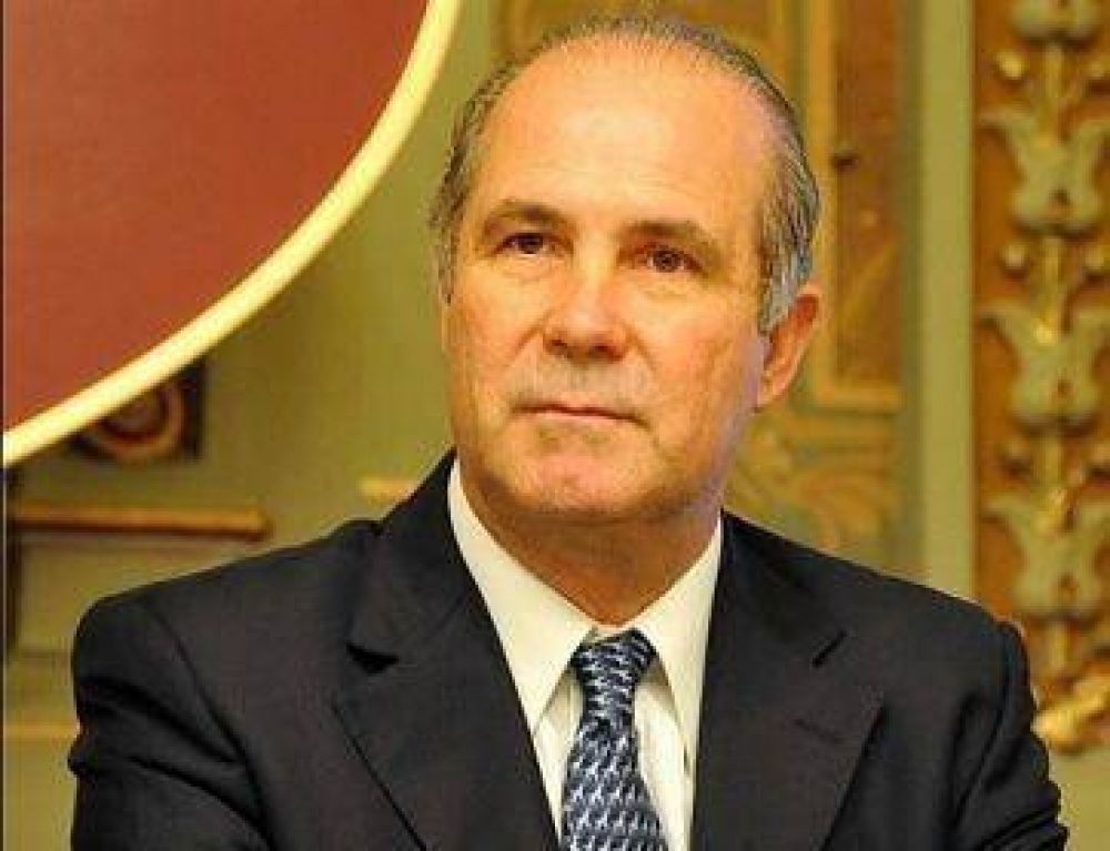 Le roban a ex intendente del FpV en su ciudad