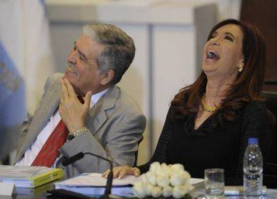 Intendentes con Cristina: del reclamo reeleccionista al apoyo a la Ley de Medios