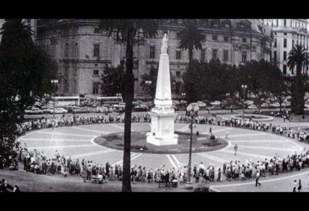 La marcha 1800 de Madres: �Sufrimos pero conservamos la Plaza�