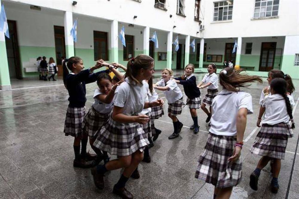 Gremialistas de educaci�n criticaron la decisi�n de empezar las clases el 25 de febrero