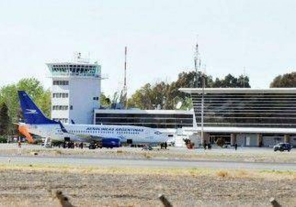 Aerol�neas y LAN no operar�n en General Roca cuando cierre Neuqu�n 