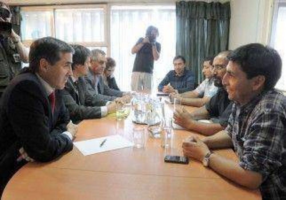 Pasan a planta a otros 85 estatales 