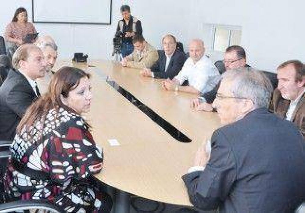 Fondos para el frigor�fico de Zapala 