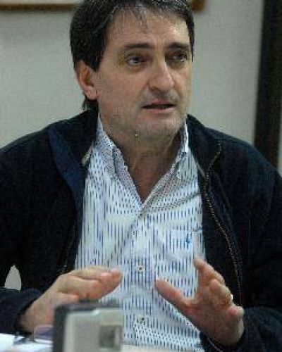 Vidal aspira a continuar al frente de la UCR