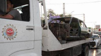 Polic�as �investigaban� c�mo robar autos