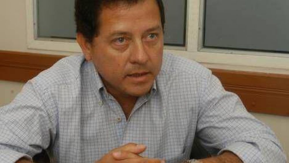 Advierten sobre posible juicio pol�tico para �vila