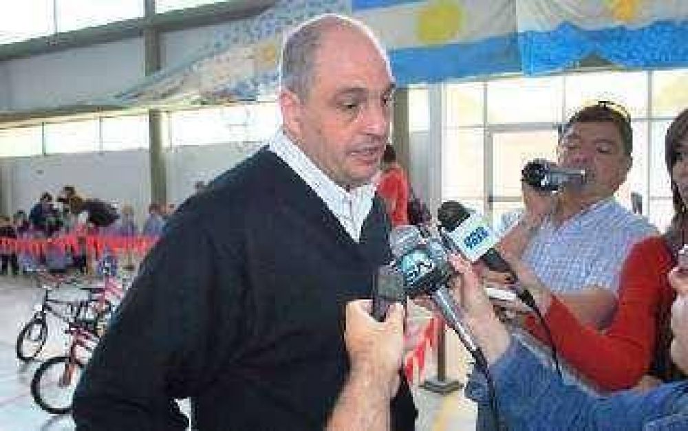 Numerosos ni�os participan de la campa�a Educaci�n Vial