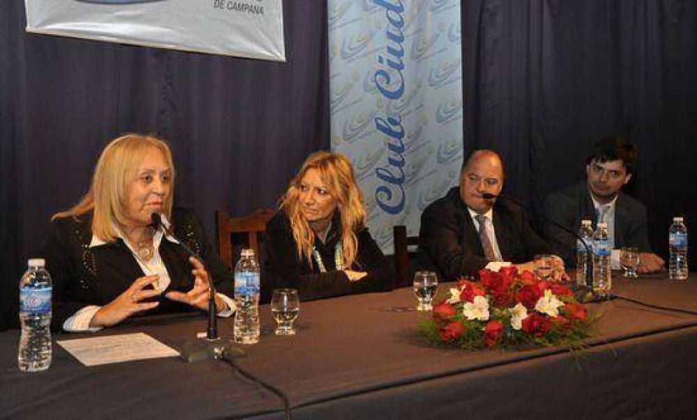 La Intendente Giroldi encabez� la jornada interregional educativa y mesa de trabajo del COPRET