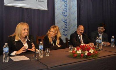 La Intendente Giroldi encabez� la jornada interregional educativa y mesa de trabajo del COPRET