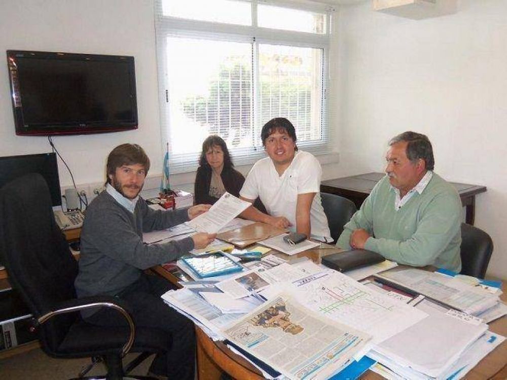 2.500 metros de pavimentaci�n para Bat�n