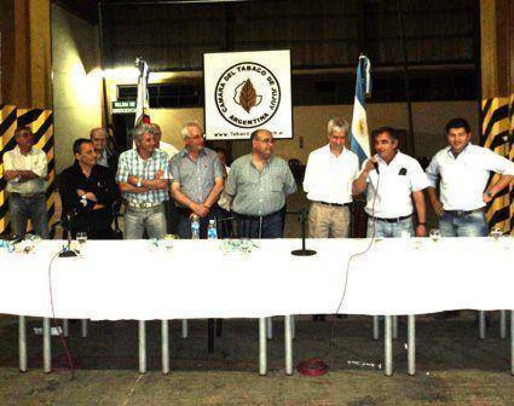 Tabacaleros ratificaron modelo  De conducci�n 