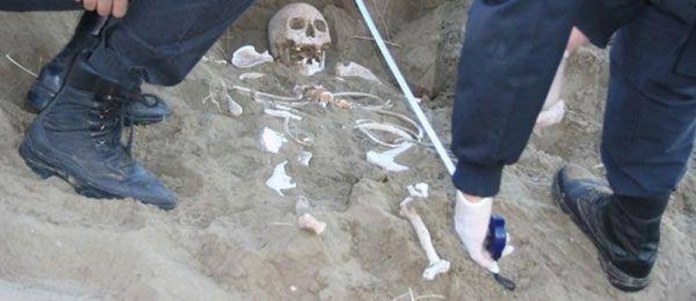 Hallan restos �seos humanos en Ramon Santos
