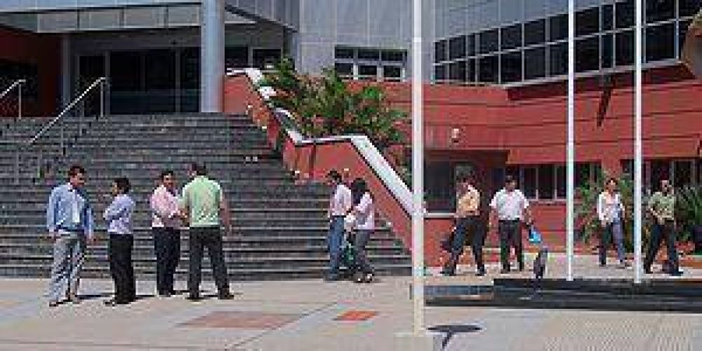 Denuncian �perjuicios� por paros de judiciales