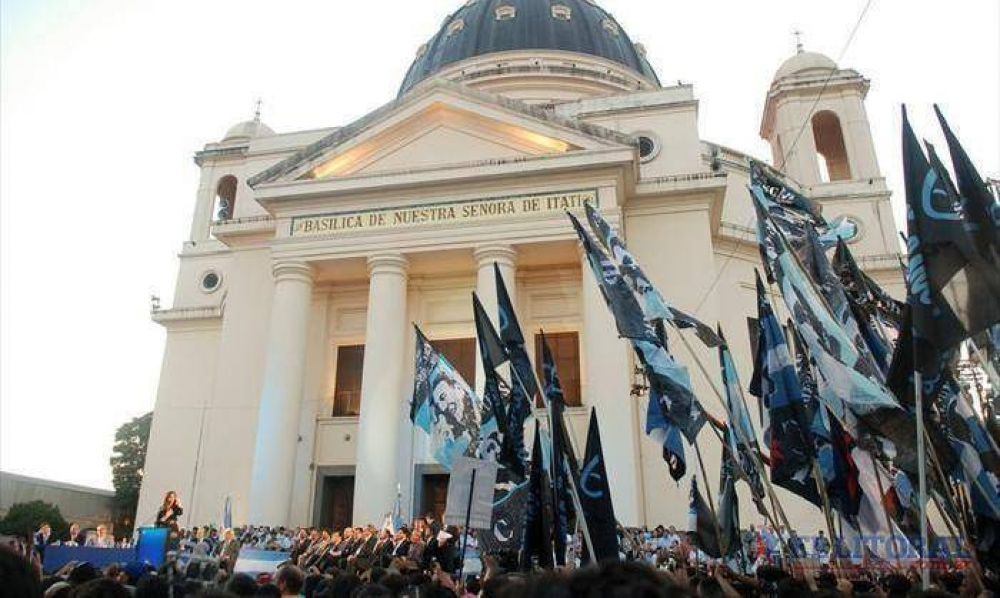 CFK cumpli, emocion y cautiv al pueblo correntino