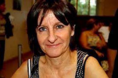 De Sartor a Mena: "Esgrimi� argumentos perversos para defender publicaci�n de planes sociales" 