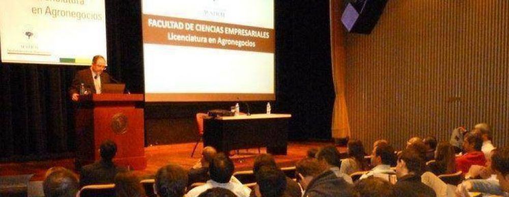 La Universidad Austral present� su nueva Licenciatura en Agronegocios