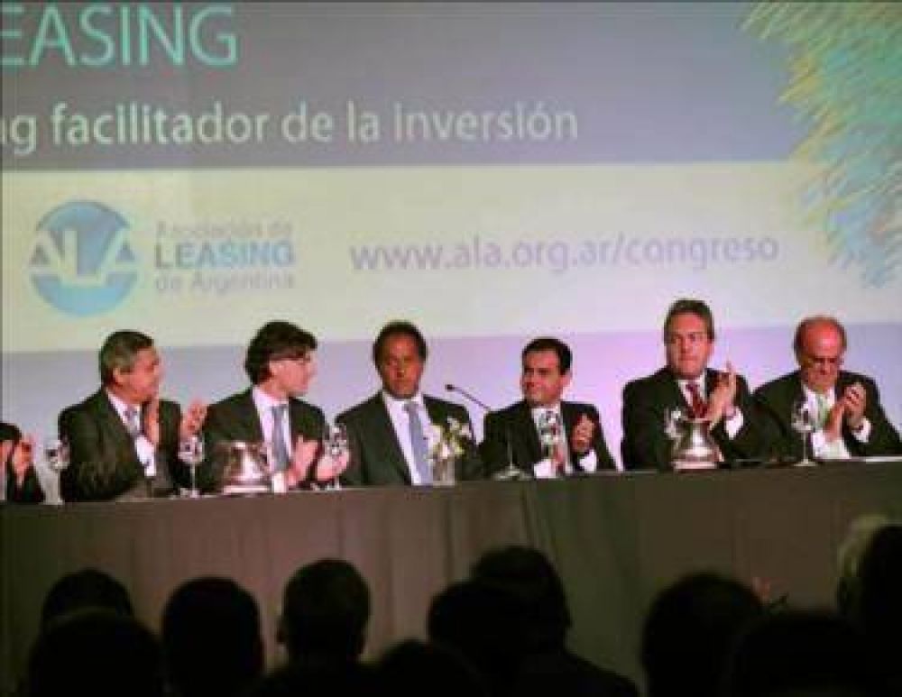 El gobernador destac� la importancia de complementar la inversi�n p�blica y privada