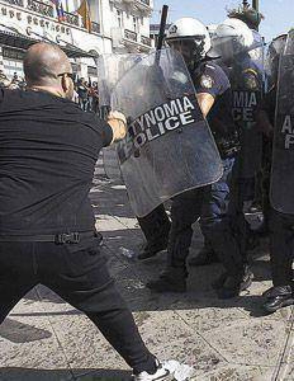 Choques en Grecia por el plan de ajuste