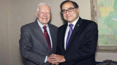 Jimmy Carter destac� el "avance argentino en materia social"