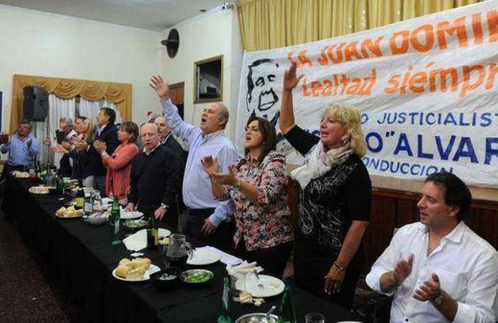 �La Juan Domingo� festej� el D�a de la Lealtad y postul� a Scioli para 2015
