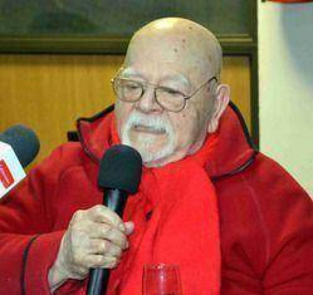 Falleci� el periodista Ismael Garz�n 