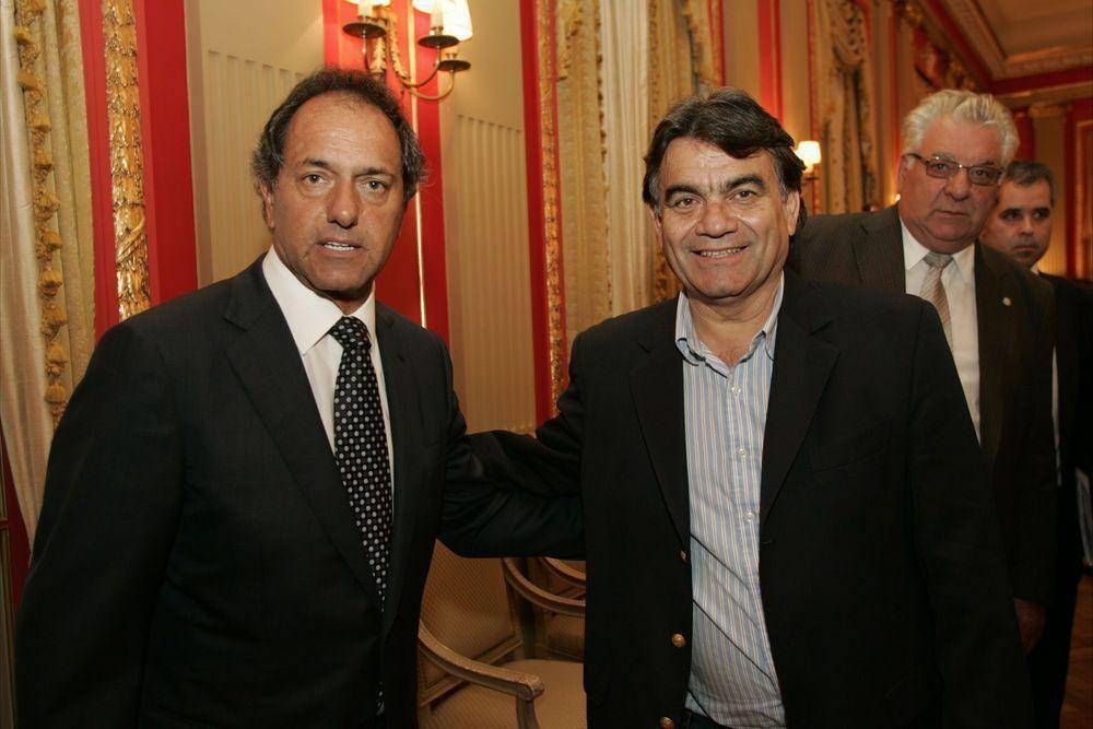 Quilmes: Guti�rrez firm� un convenio de desendeudamiento con Scioli