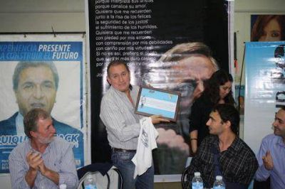 Metaza: �La juventud es el motor de este cambio y la profundizaci�n del modelo en Argentina�