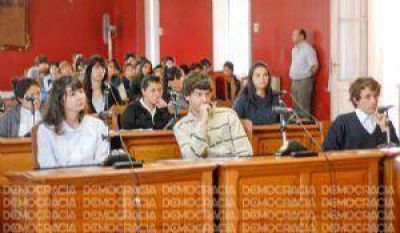 Con entusiasmo juvenil se hizo el Concejo Deliberante Estudiantil