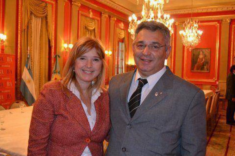 Barrientos gestion� ante la ministra �lvarez Rodr�guez