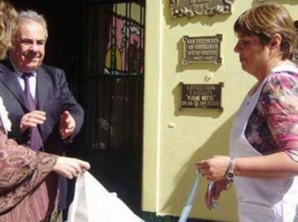 La Escuela 4 festej� ayer sus 125 a�os de vida institucional